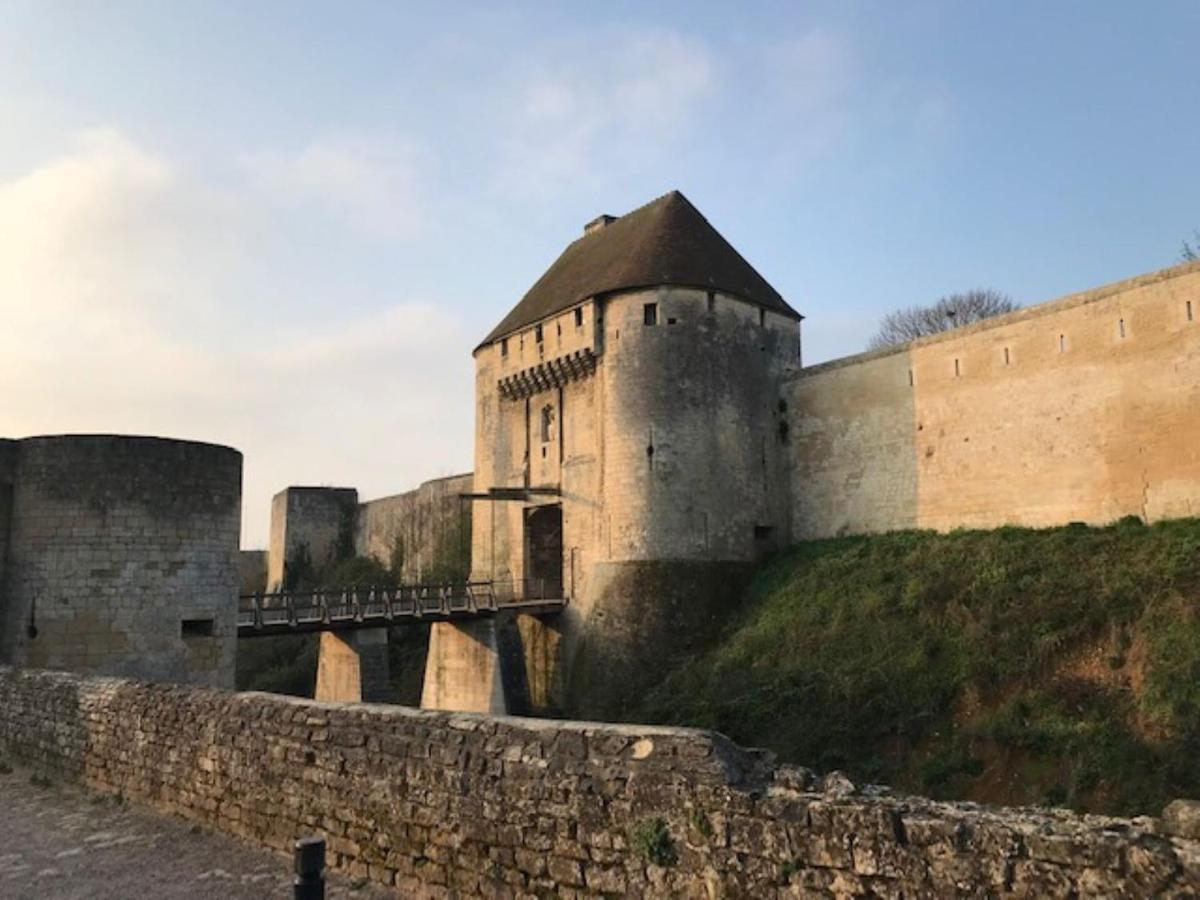 Hotel Du Chateau Caen Buitenkant foto